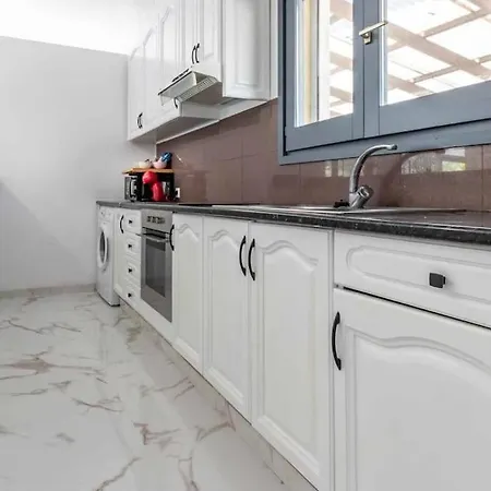 Con Piscina Privada, Barbacoa, Wifi Y Parking Incluido